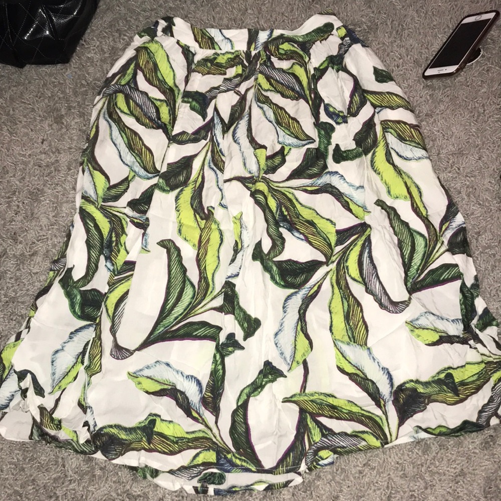 Leafy skirt